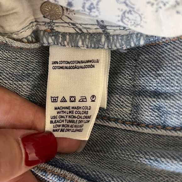 Free People We The Free Denim Blue High Waist Shorts sz 30 - Picture 8 of 9